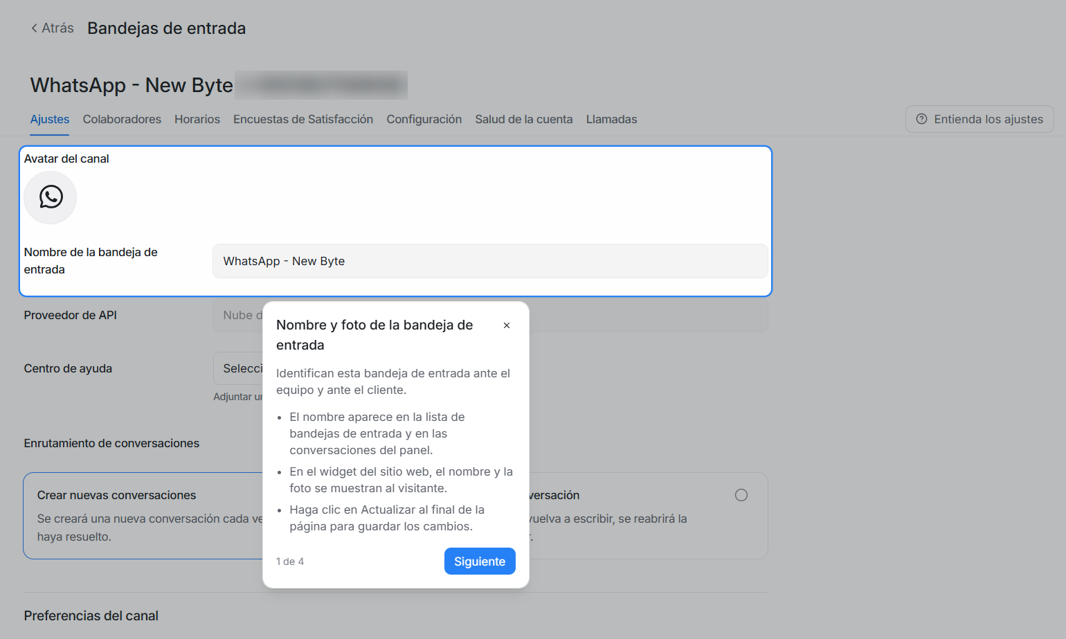 Configurações da caixa de entrada com a conta em espanhol, com o tour Entienda los ajustes aberto
