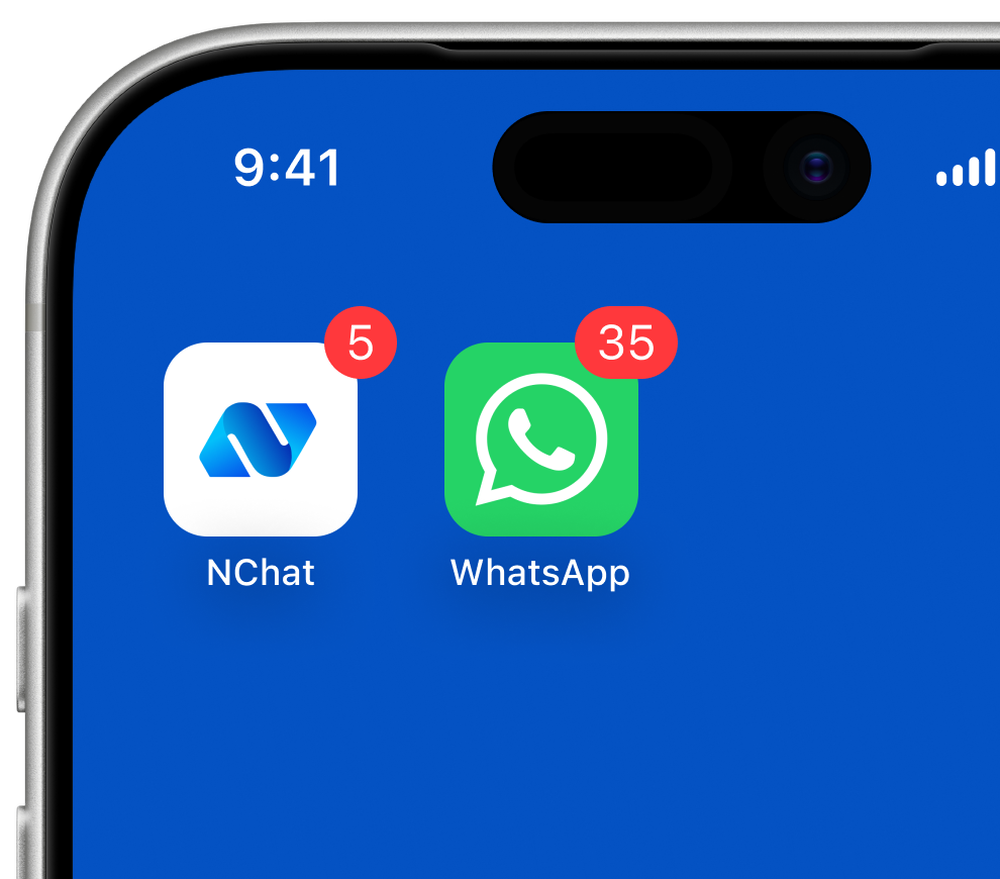 Celular com os aplicativos NChat e WhatsApp lado a lado, com avisos de mensagens nos dois, ilustrando o mesmo número nos dois ao mesmo tempo